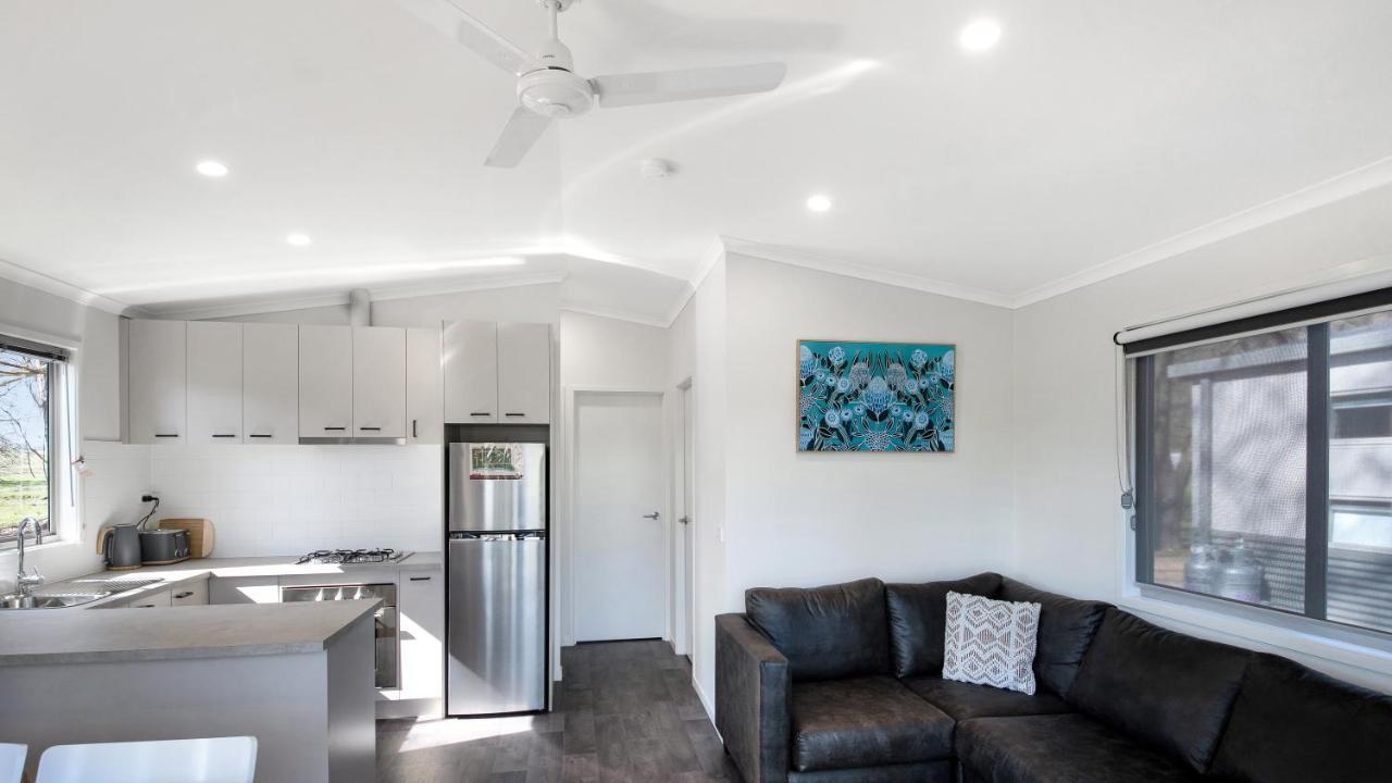 Colac Colac Caravan Park Corryong Bagian luar foto