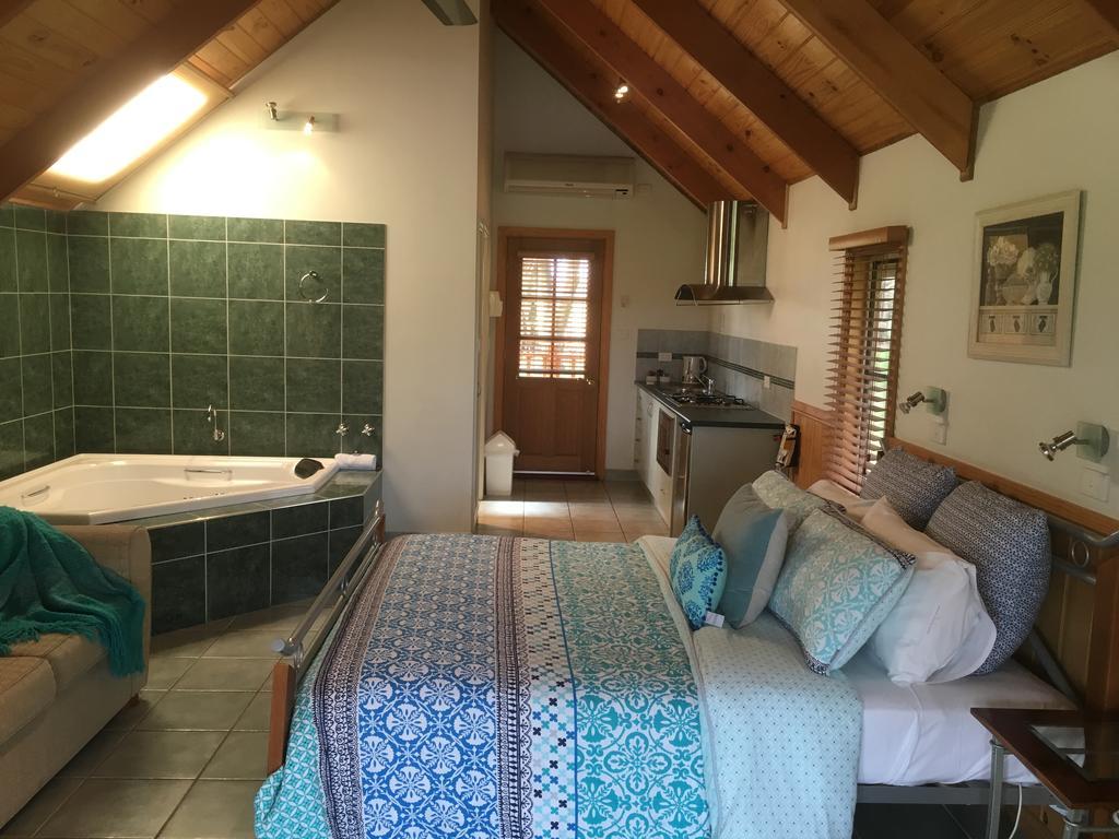 Colac Colac Caravan Park Corryong Bagian luar foto